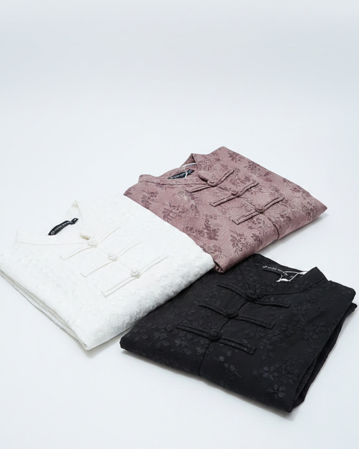 Outer Dames | Mireya