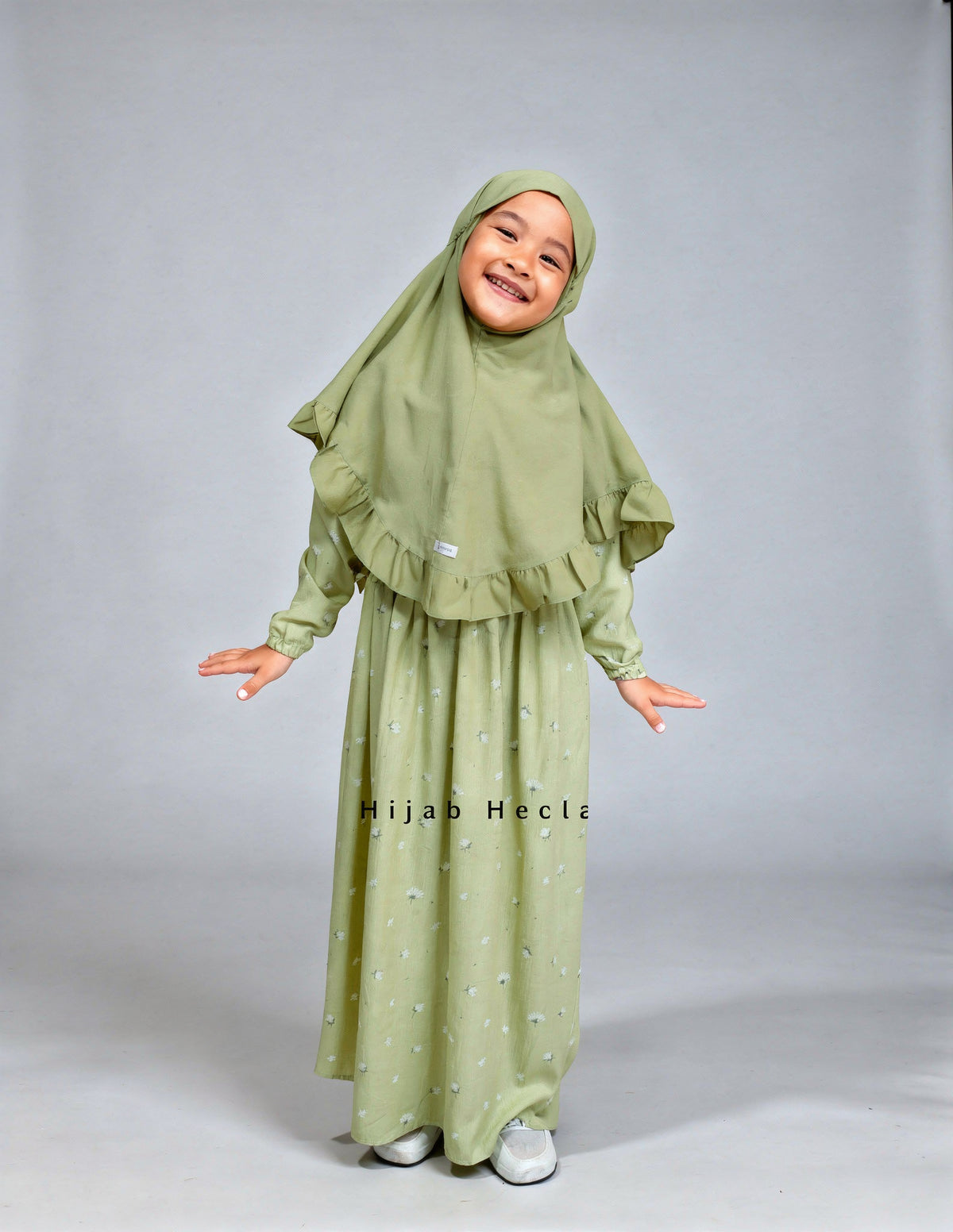 Abaya Girl | Semi