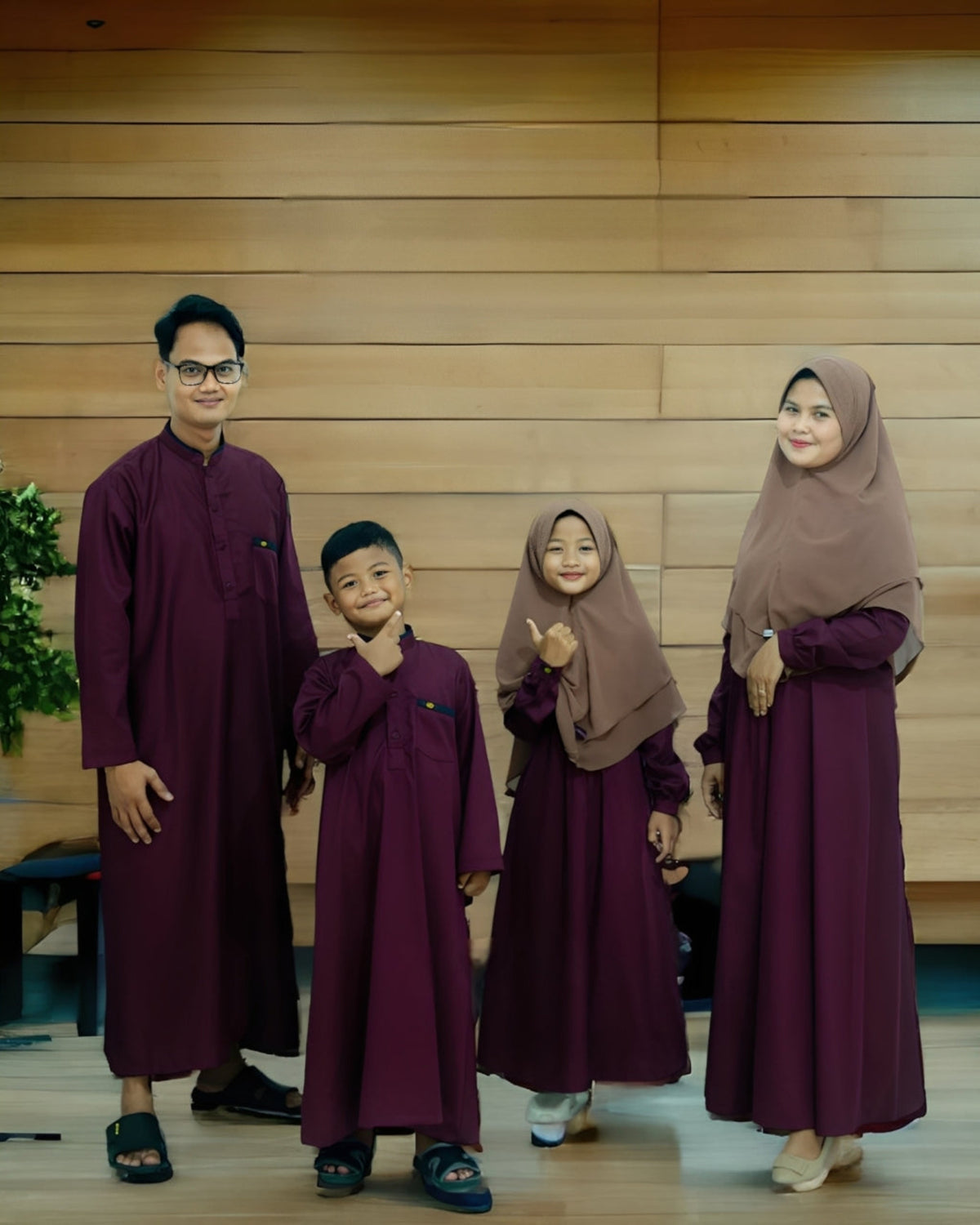 Qomeeskids alfatih maroon hijabheela familly