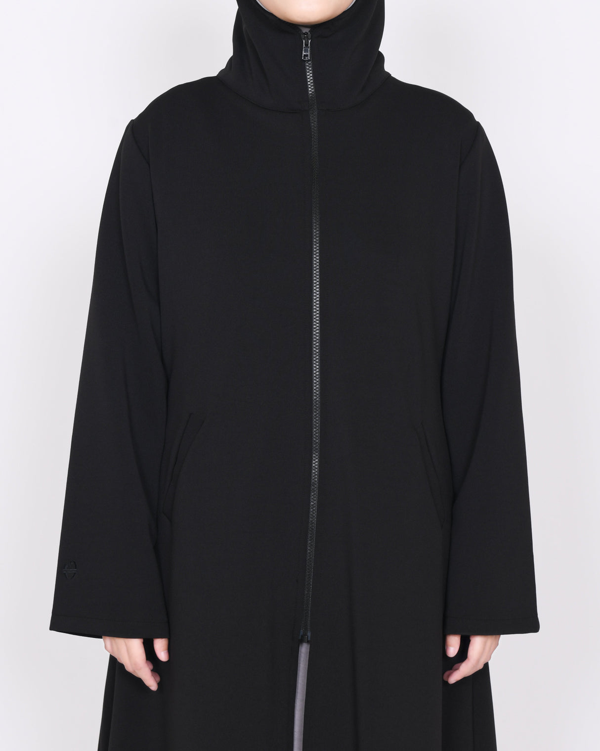 Outer Dames | Avelina