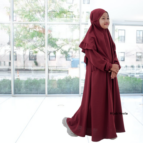 Abaya Girl | Komotini