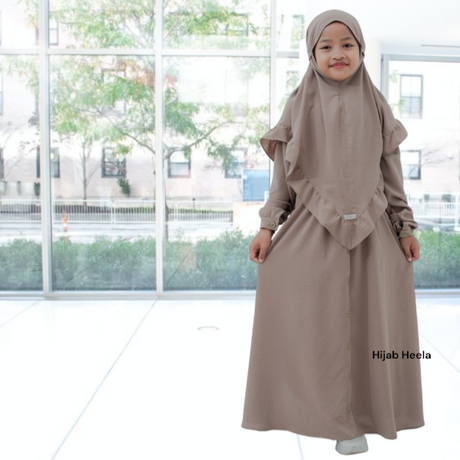 Abaya Girl | Komotini