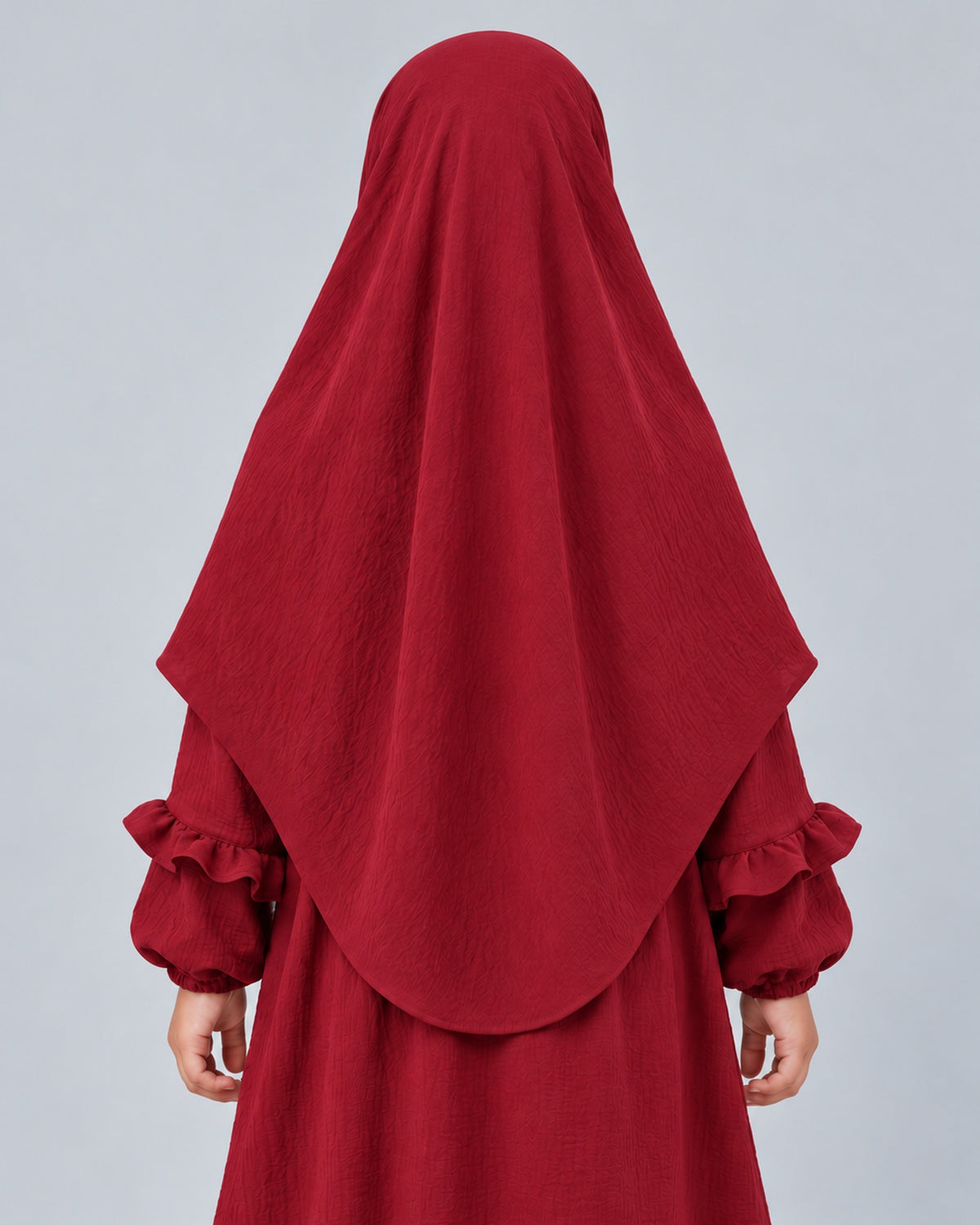 Khimar Saskia voor meisjes – Maroon – achterkant met ovale zoom – Hijab Heela