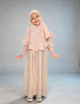 Abaya Girl | Semi