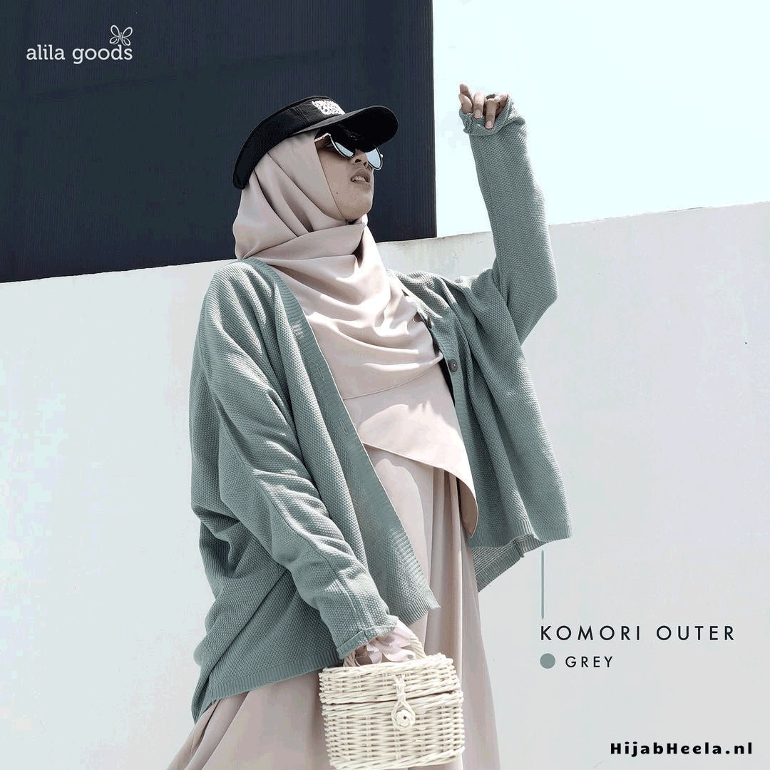 Outer Ladies | Komori